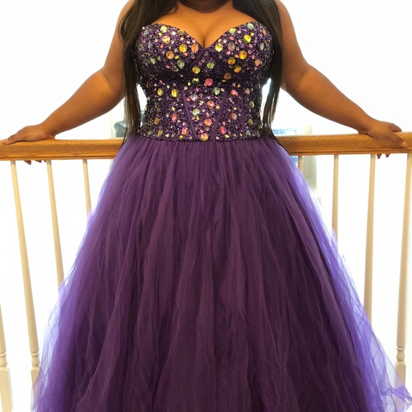 size 16 prom dress